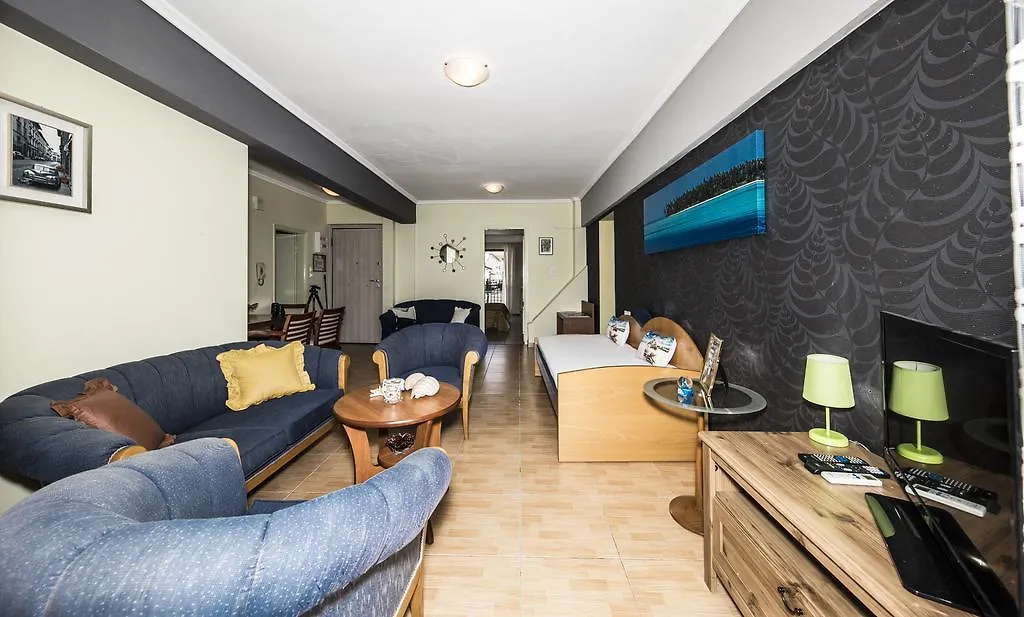 Park Apartment Paralia Dionysiou 0*,